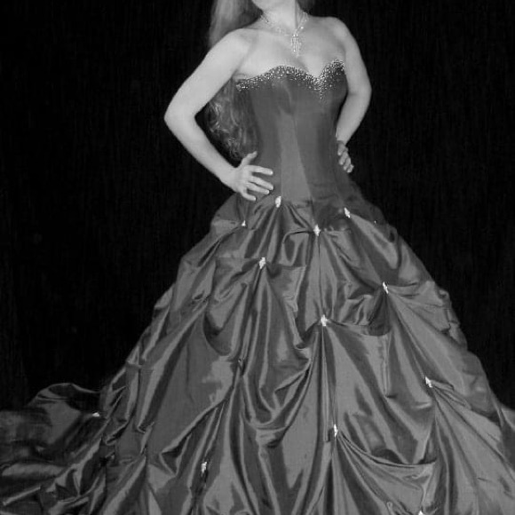 NEW! NWT Maggie Sottero Capri fuchsia size 6 wedding gown - Picture 3 of 15